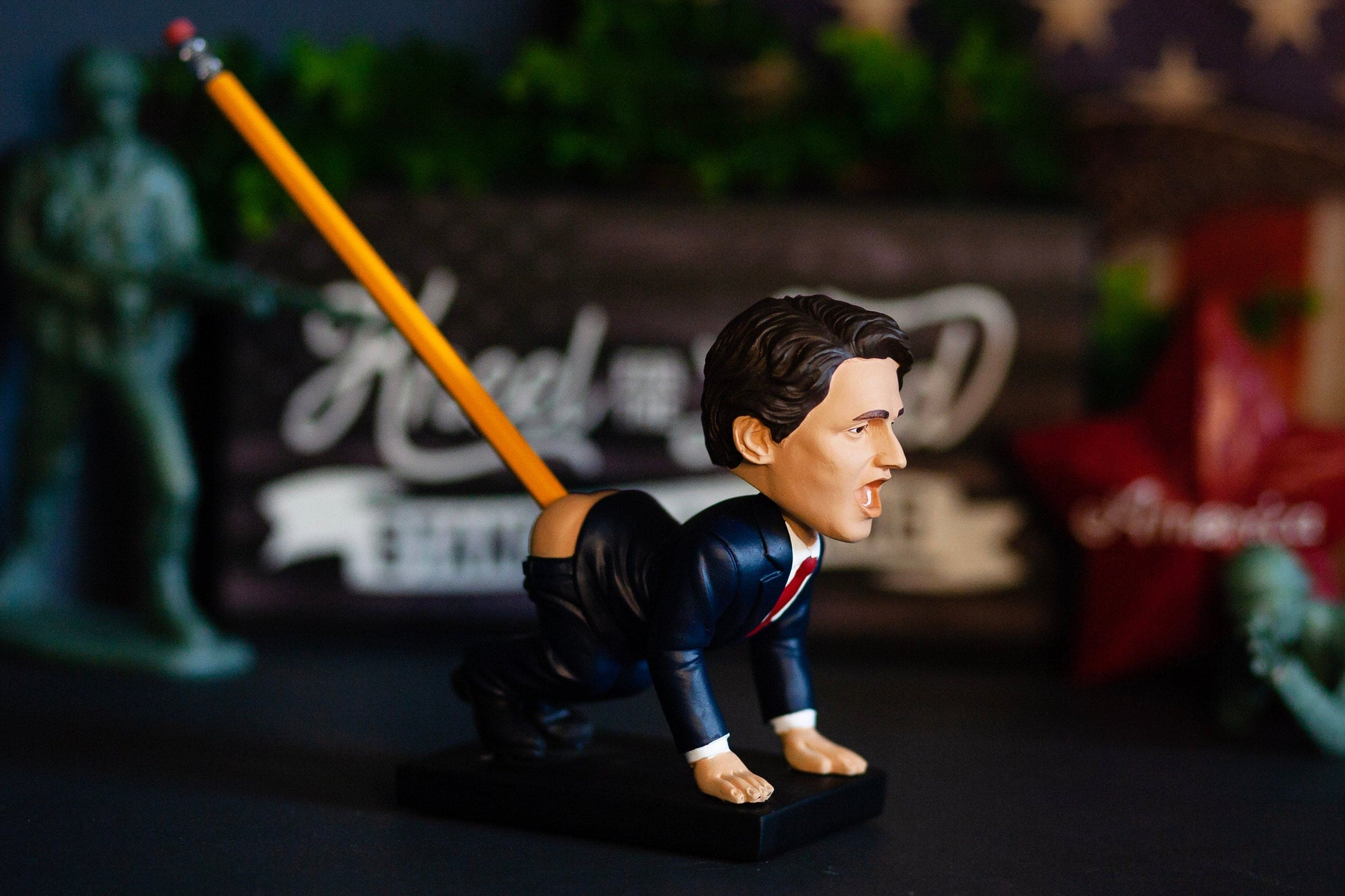 Canada PM Justin Trudeau Pencil Holder Bobble - LiberTee Shirts